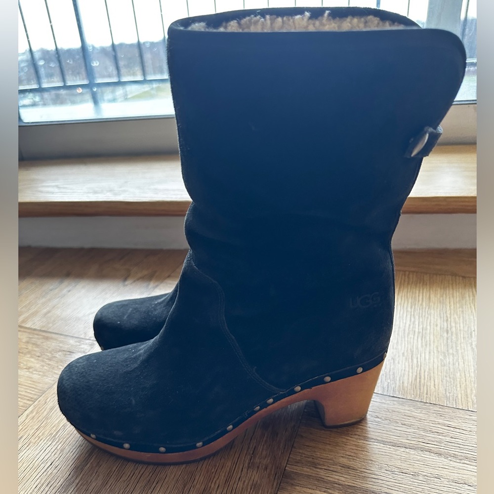 Ugg Lynnea Shearling black suede clog boots